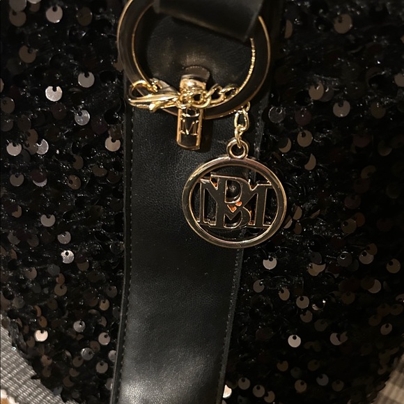 Badgley Mischka Sequin Black Shoulder Bag - Picture 3 of 7